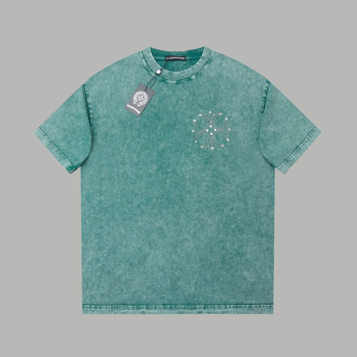 🅿️230 ✨CH✨🆕25SS spring and summer new style Crow ✝ embroidered short-sleeved frame Light luxury essential item for daily commuting for men and women Correct version Welcome to compare Detailed features · 280g 100% pure cotton double yarn jersey fabric · Custom dyed in the same vat, special thickened 32 count double-ply 1X1 thread · Imported Australian pearlescent diamonds✝patterns➕hardware nuts are stamped at high temperature. Ready-made garments are dyed and then faded and fried with snowflakes and frayed. Then washed to make them look old. General washing improves the effect · Double-needle sewing and seam-crossing process · Original main mark washed tag brand moisture-proof paper packaging Color: black/rock coffee/green/red/blue Size: S/M/L/XL